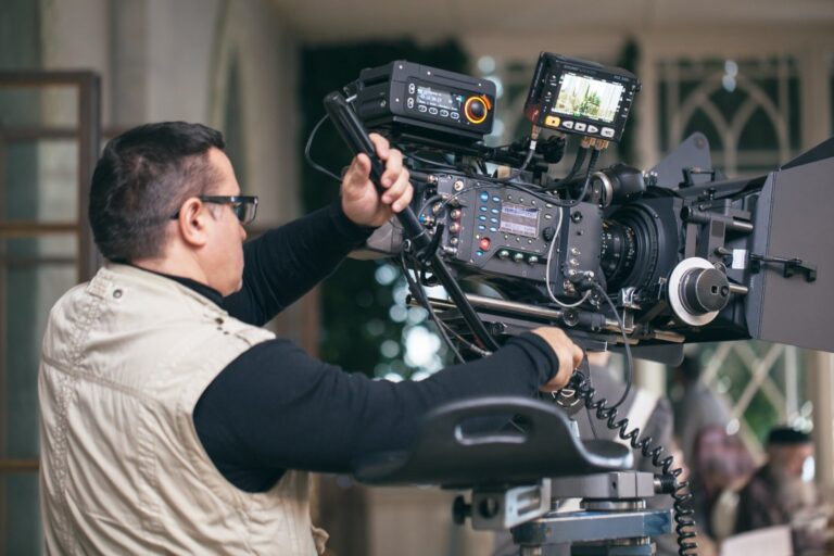 EXPLORING THE BENEFITS OF A CAREER IN COMMERCIAL FILM PRODUCTION