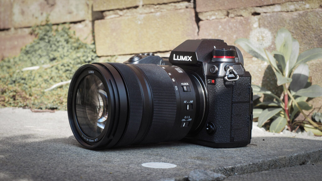 Panasonic Lumix S1R